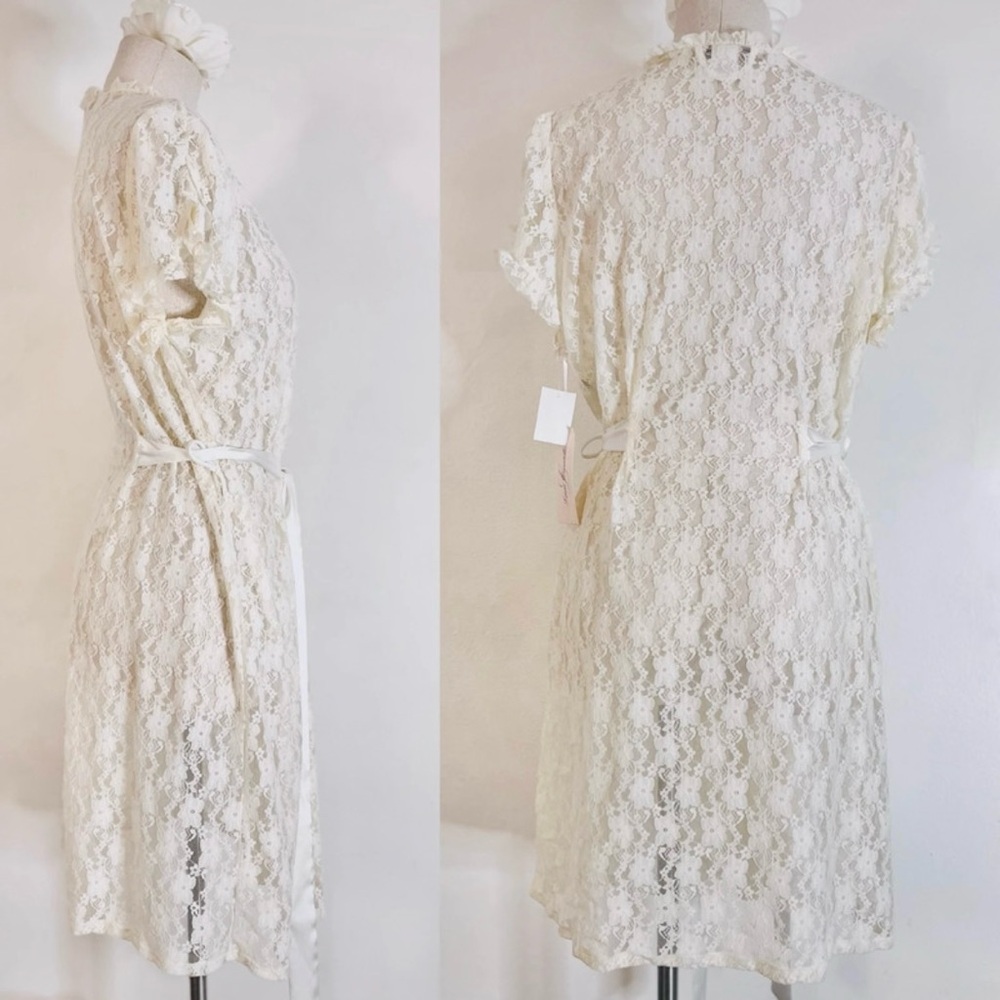 NWT Linea Donatella Lace Robe - Picture 3 of 13